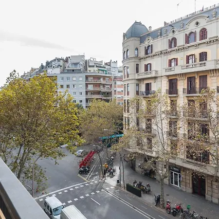 Style And Design In The Location, Eixample Appartement