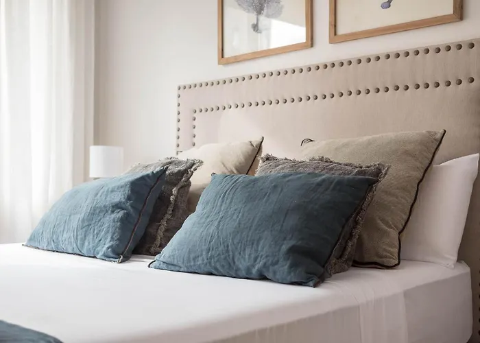 Style And Design In The Location, Eixample Apartment Barcelona